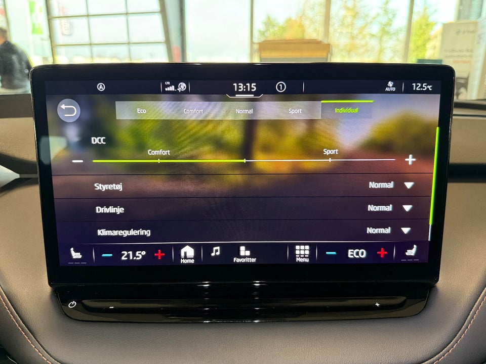 Skoda Enyaq 80 iV Suite 5d