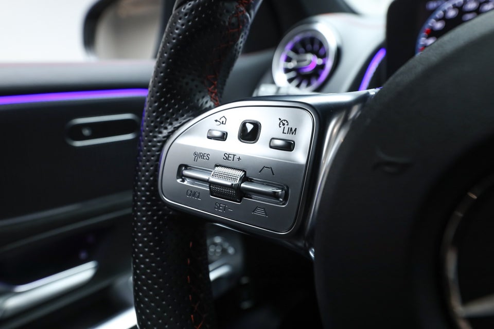 Mercedes EQB250+ AMG Line 5d