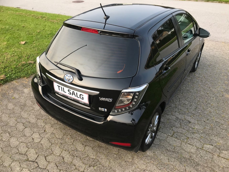 Toyota Yaris 1,5 Hybrid H2 Touch CVT 5d