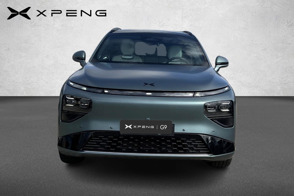 Xpeng G9 Performance 5d