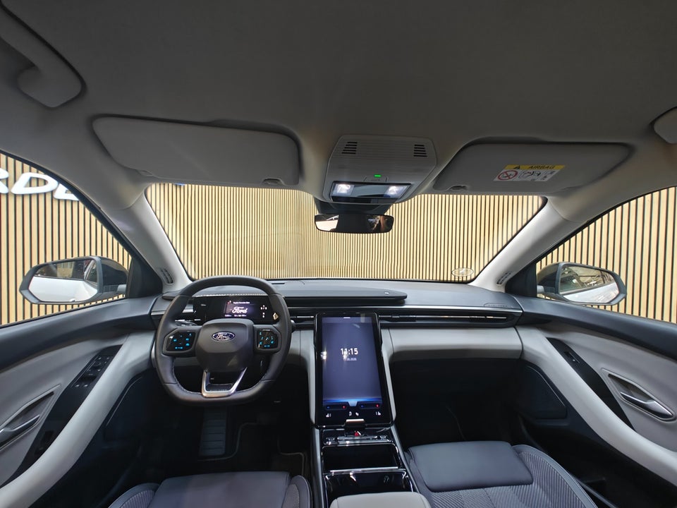 Ford Explorer 79 Select Extended Range AWD 5d