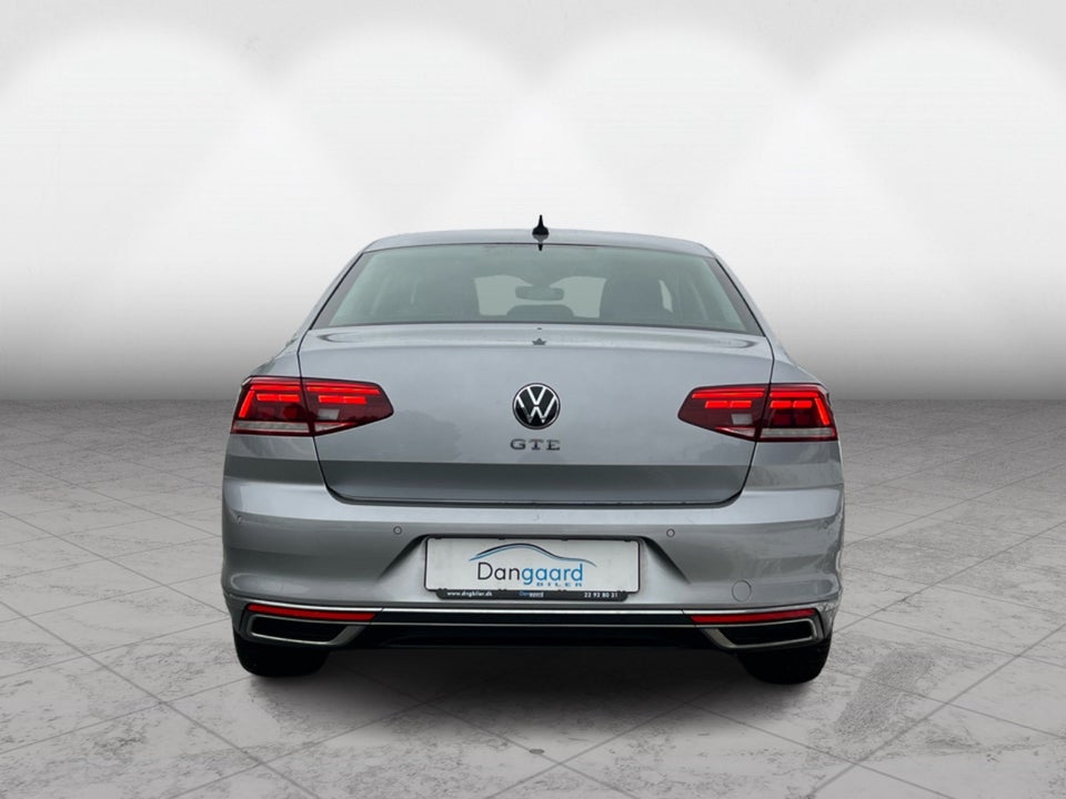 VW Passat 1,4 GTE High DSG 4d