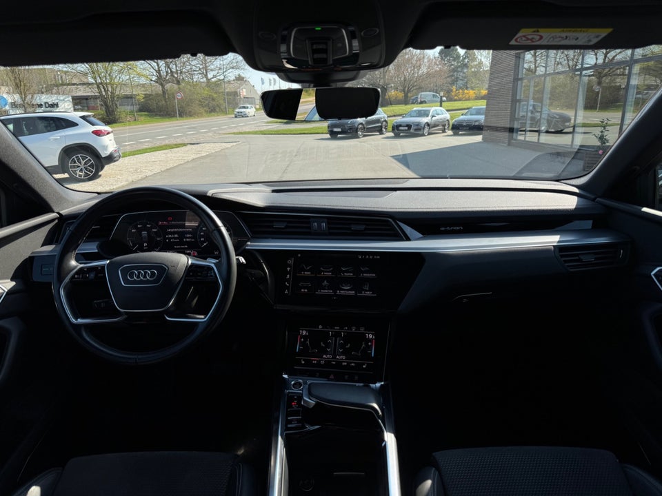 Audi e-tron 55 S-line quattro 5d