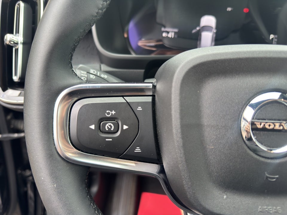 Volvo XC40 P6 ReCharge Core 5d