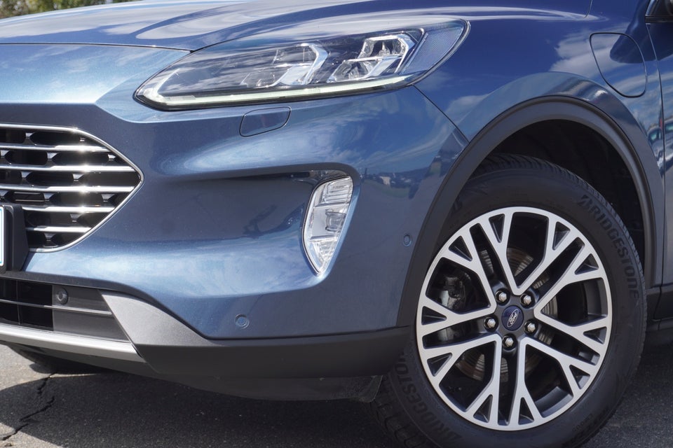 Ford Kuga 2,5 PHEV Titanium X CVT 5d