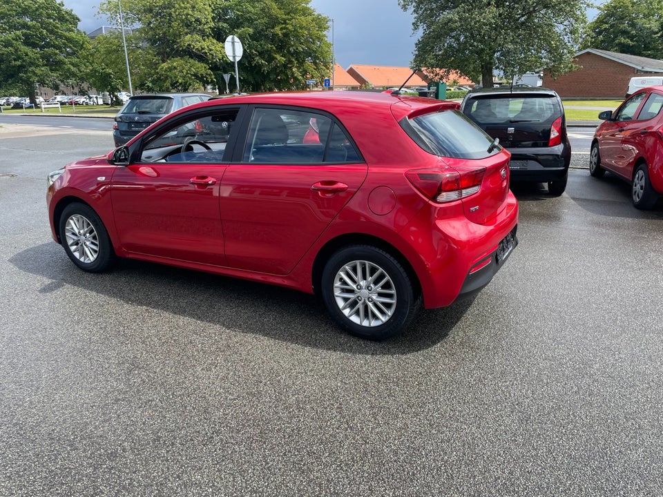 Kia Rio 1,25 MPi Base Line 5d