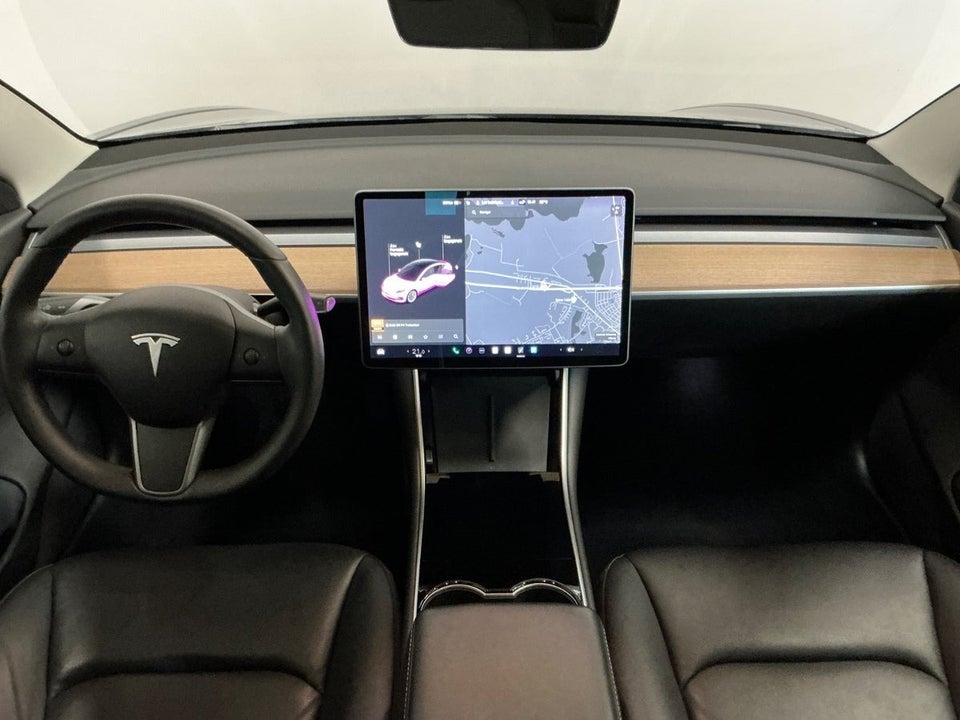 Tesla Model 3 Long Range AWD 4d