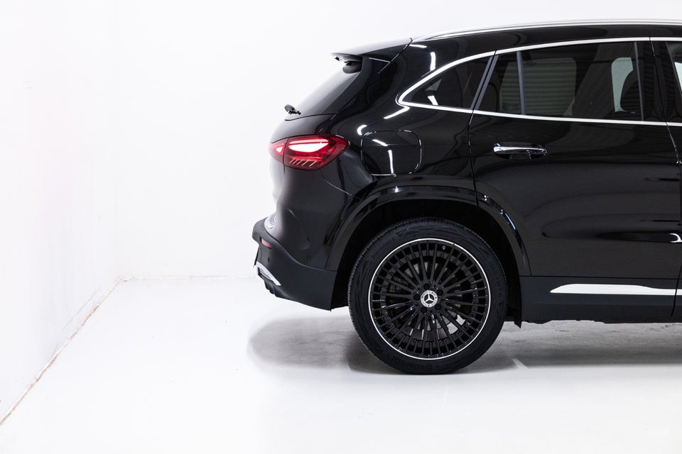 Mercedes EQA250+ AMG Premium 5d