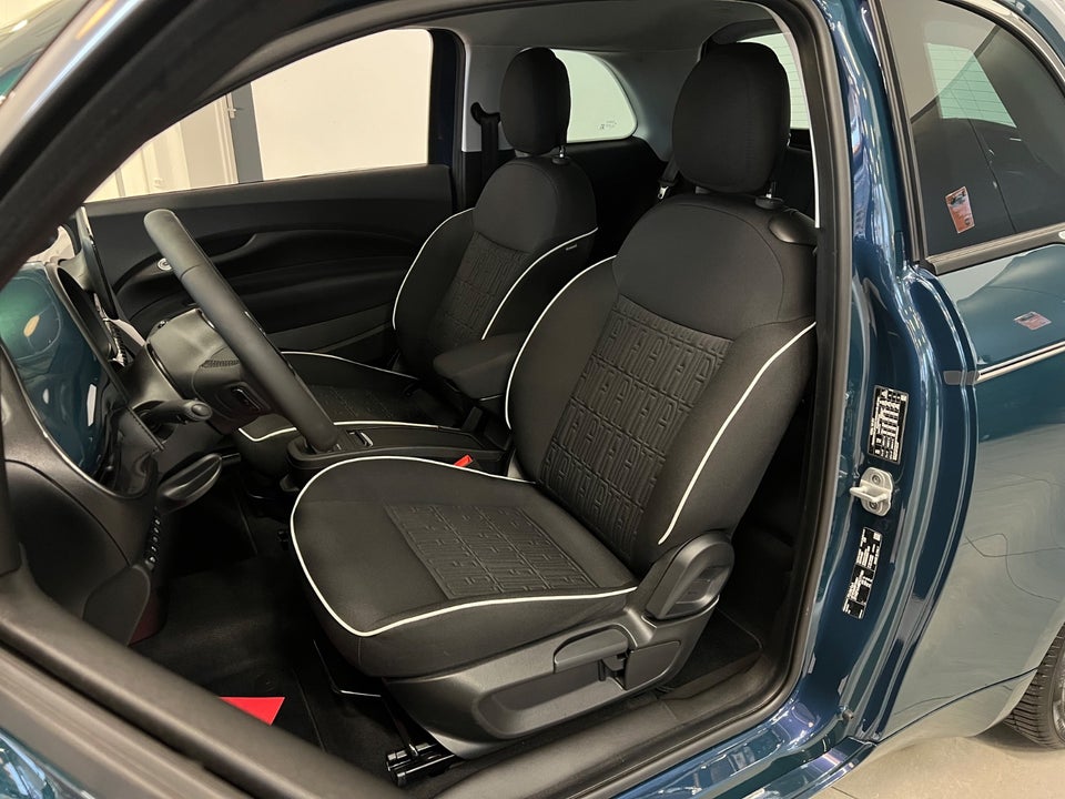 Fiat 500e 42 Icon 3d