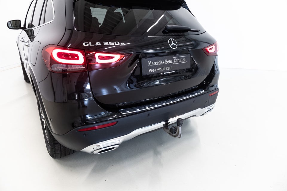 Mercedes GLA250 e 1,3 Progressive aut. 5d