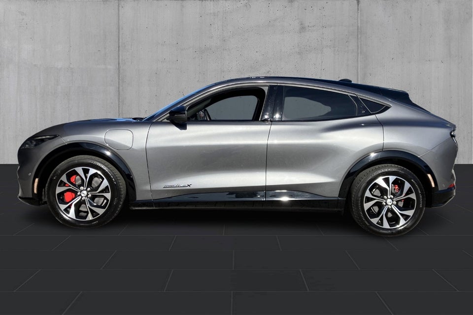 Ford Mustang Mach-E 91 Extended Range AWD 5d