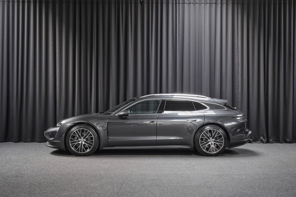 Porsche Taycan Sport Turismo 5d