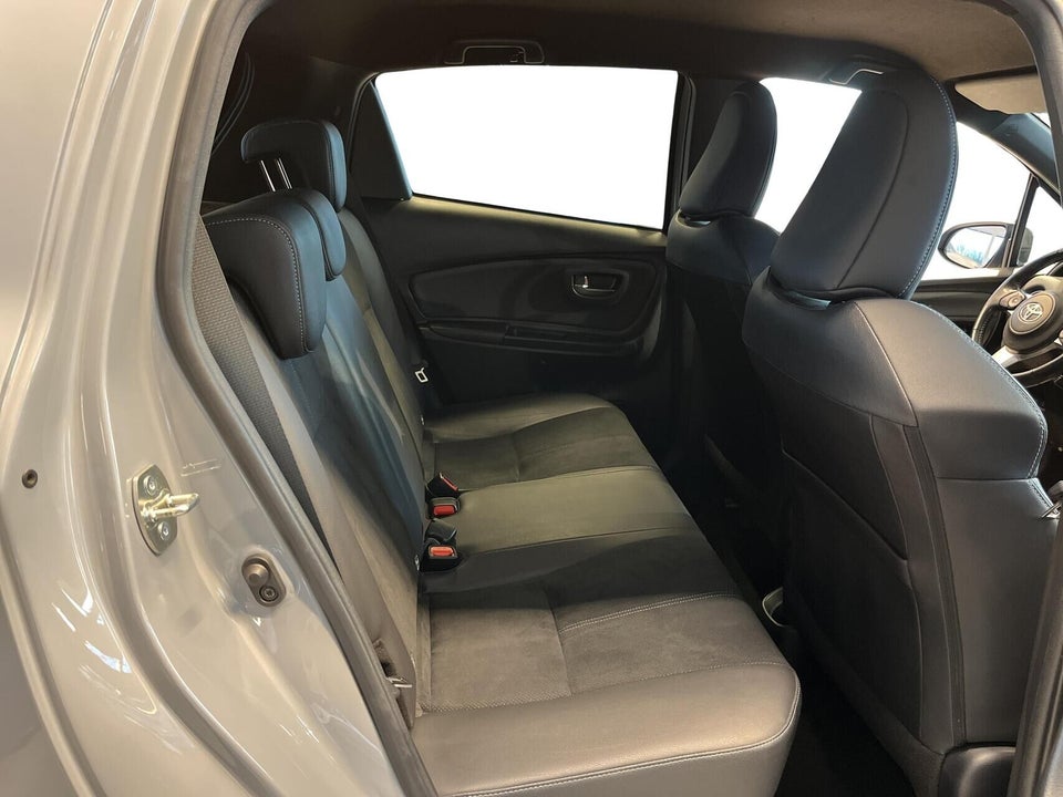 Toyota Yaris 1,5 Hybrid H3 GR Sport Smart e-CVT 5d