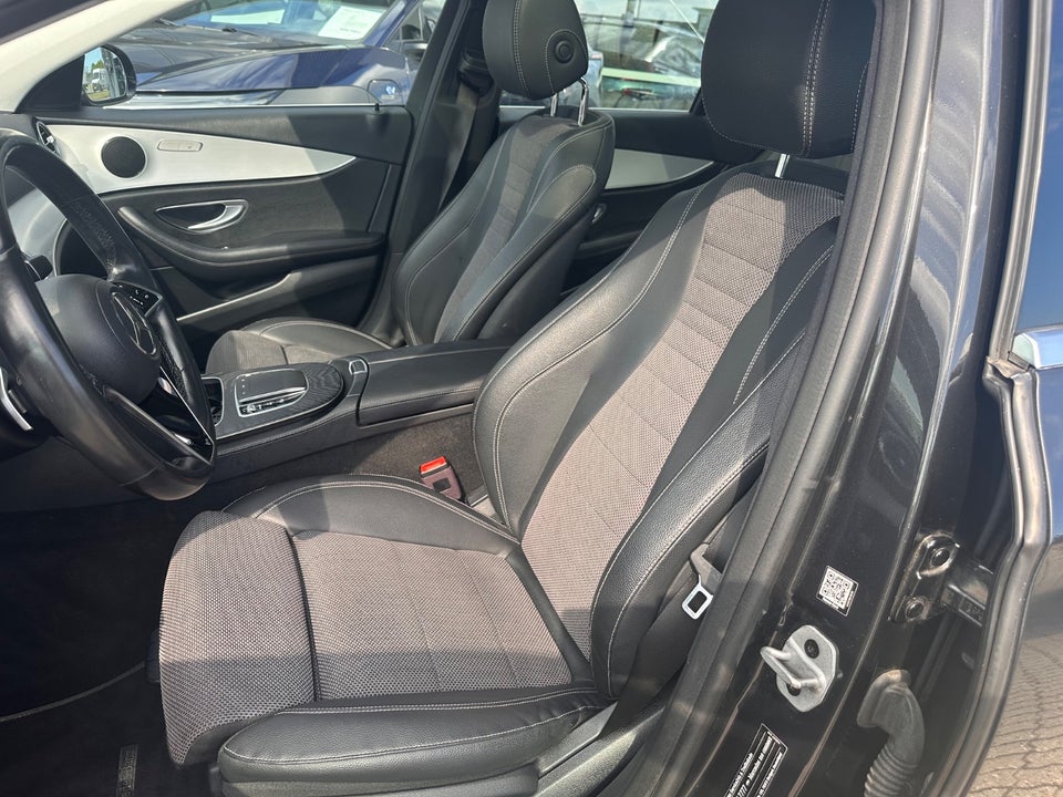 Mercedes E300 de 2,0 stc. aut. 5d