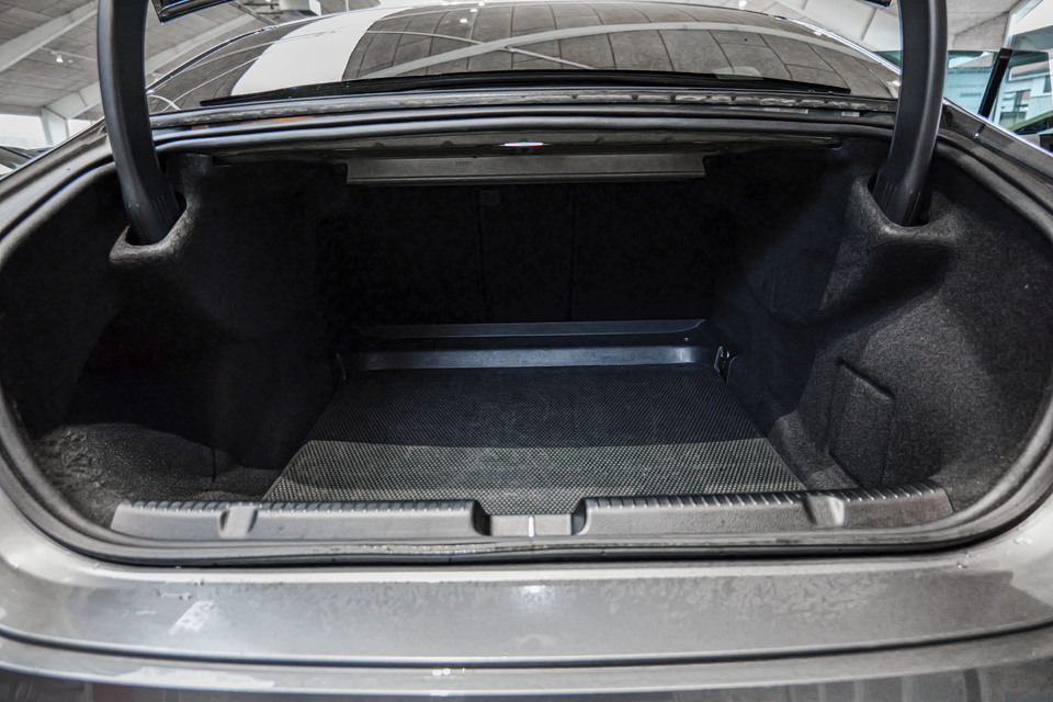 Mercedes EQE350 AMG Line 4d