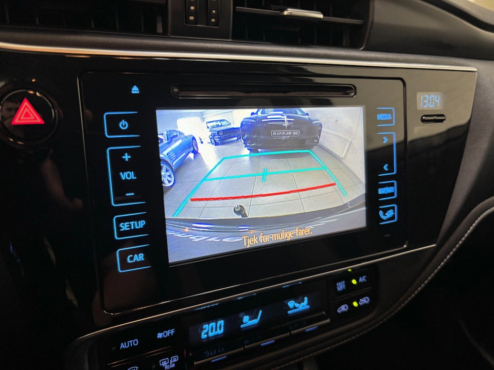 Toyota Auris 1,8 Hybrid H1 Touring Sports CVT 5d