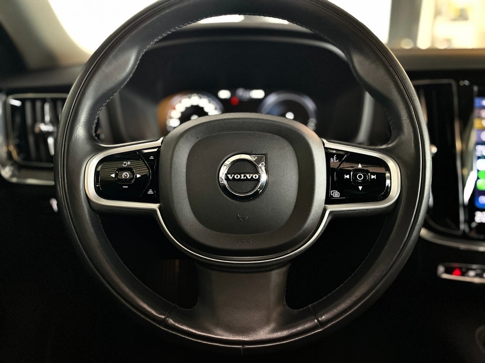 Volvo V60 2,0 T8 ReCharge Inscription aut. AWD 5d