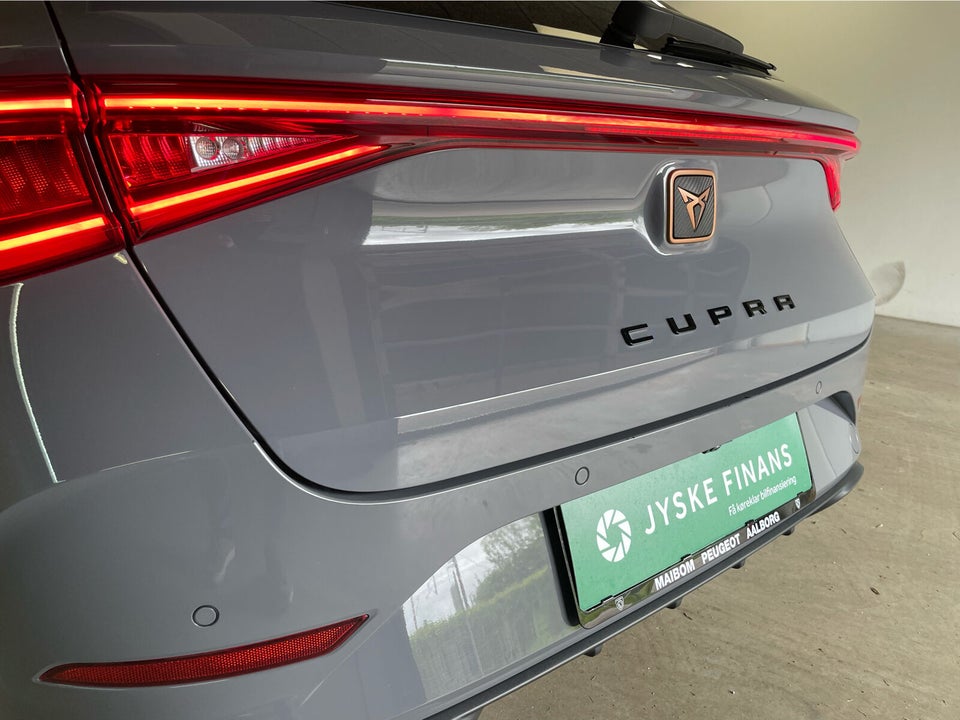 Cupra Leon 1,4 eHybrid Sportstourer DSG 5d