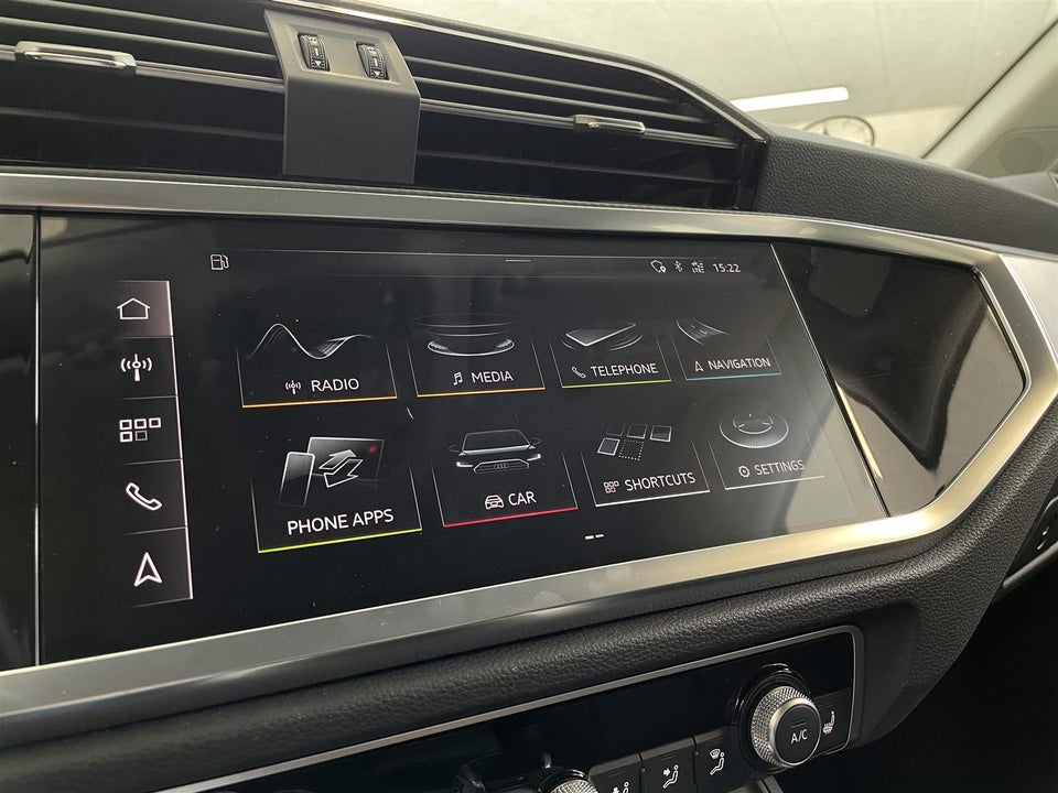 Audi Q3 35 TFSi Advanced Prestige S-tr. 5d