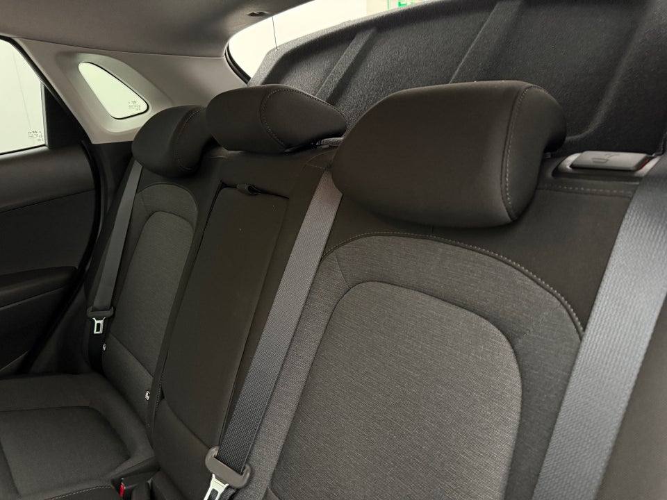 Hyundai Kona 64 EV Advanced 5d