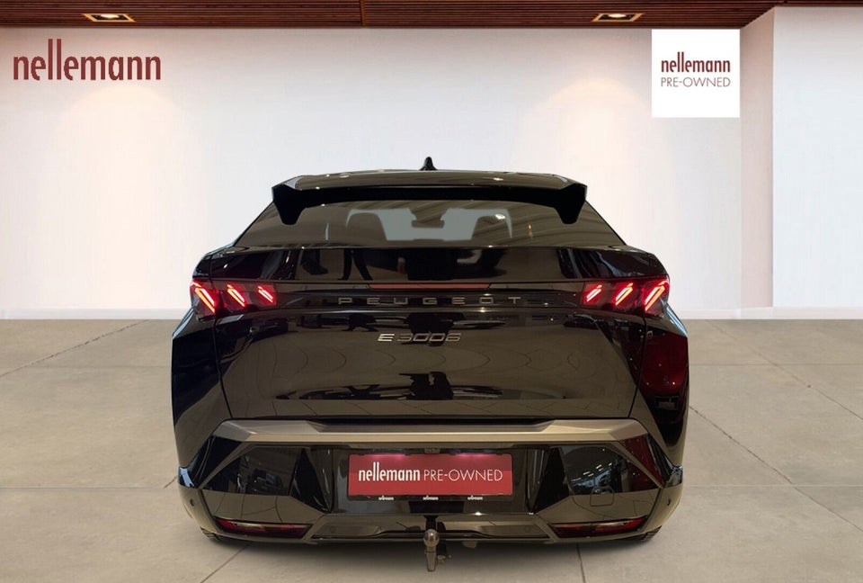 Peugeot e-3008 77 GT Pack 5d