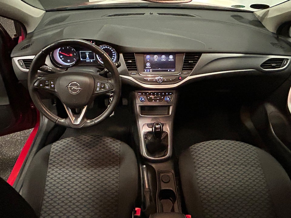 Opel Astra 1,5 D 105 Elegance 5d