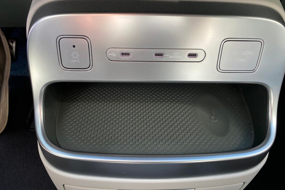 Hyundai Ioniq 9 110 Calligraphy Performance 4WD 7prs 5d