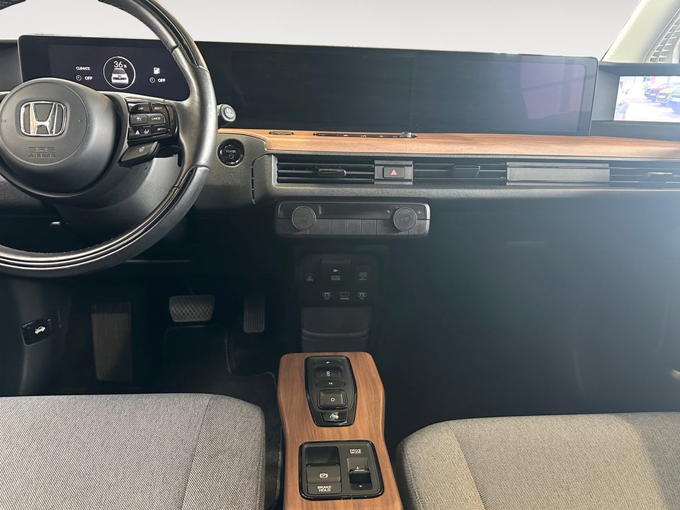 Honda e Advance 5d