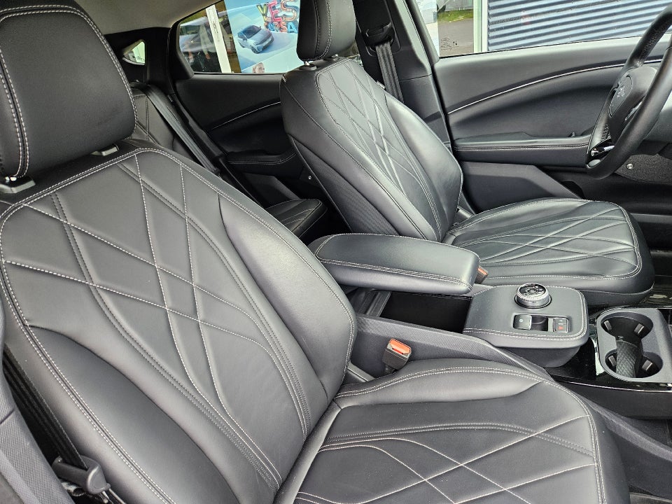 Ford Mustang Mach-E 98 Extended Range 5d