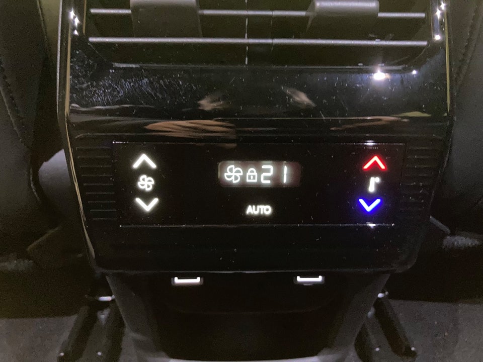 Peugeot e-5008 77 Allure 7prs 5d