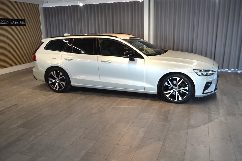 Volvo V60 2,0 B4 197 R-Design aut. 5d