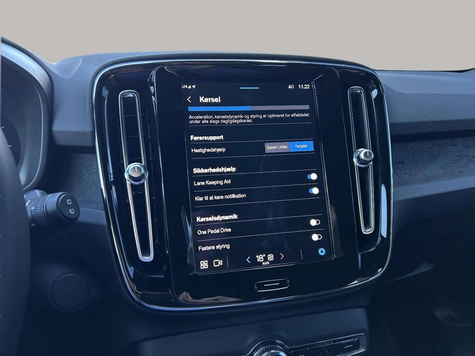 Volvo XC40 ReCharge Core 5d