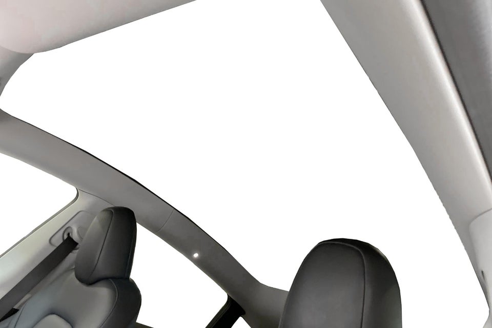 Tesla Model Y Performance AWD 5d