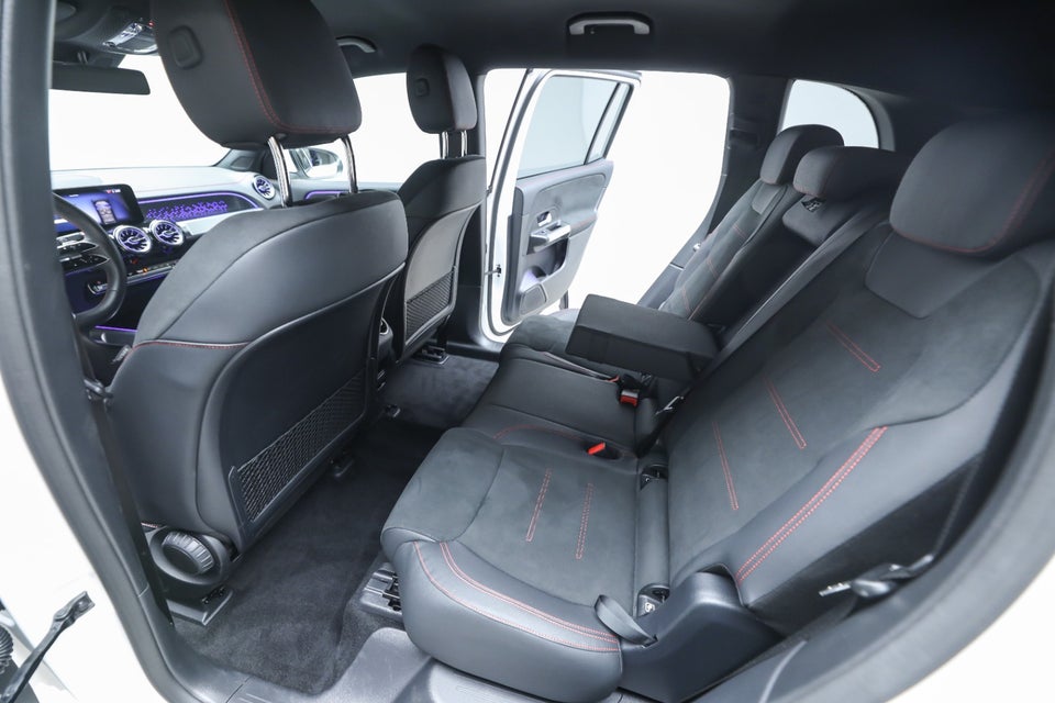 Mercedes EQB250+ AMG Advance 5d