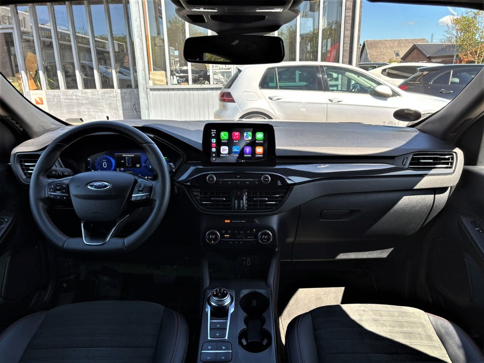 Ford Kuga 2,5 PHEV ST-Line X CVT 5d