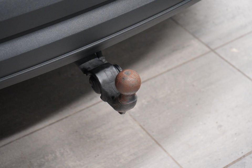 Audi Q3 45 TFSi e Attitude plus S-tr. 5d