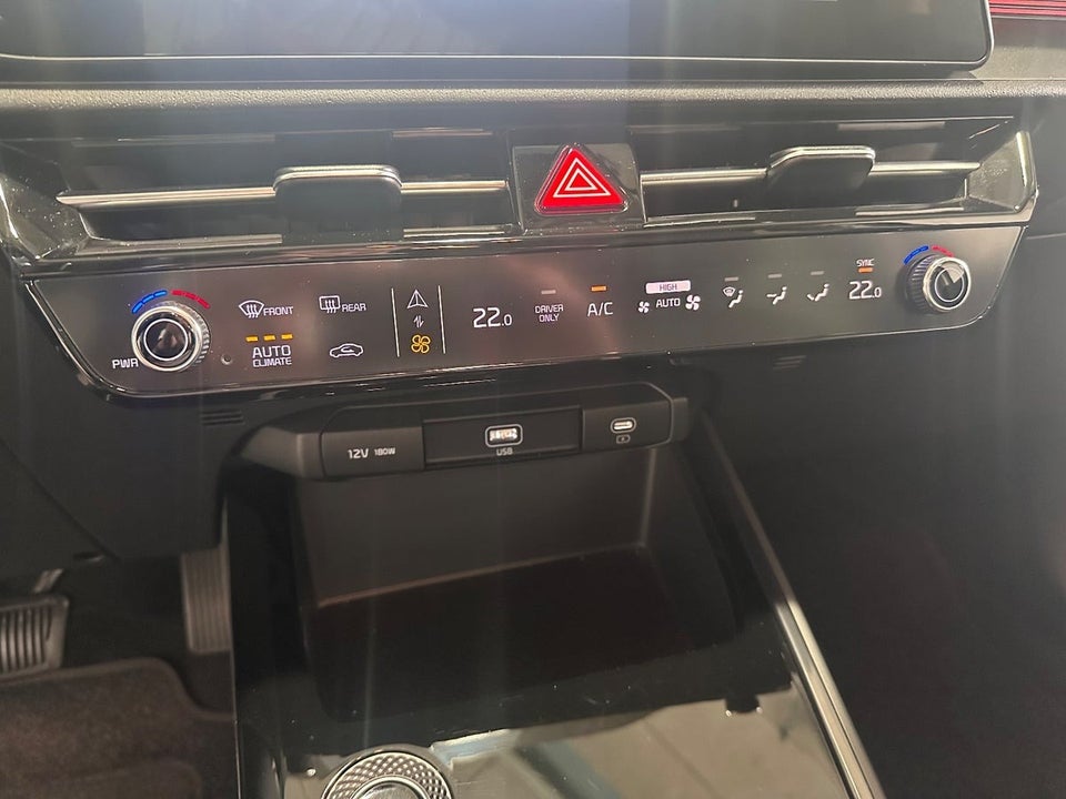 Kia Niro 1,6 PHEV Prestige DCT 5d