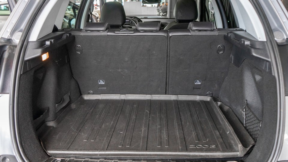 Peugeot 2008 1,6 BlueHDi 100 Allure 5d