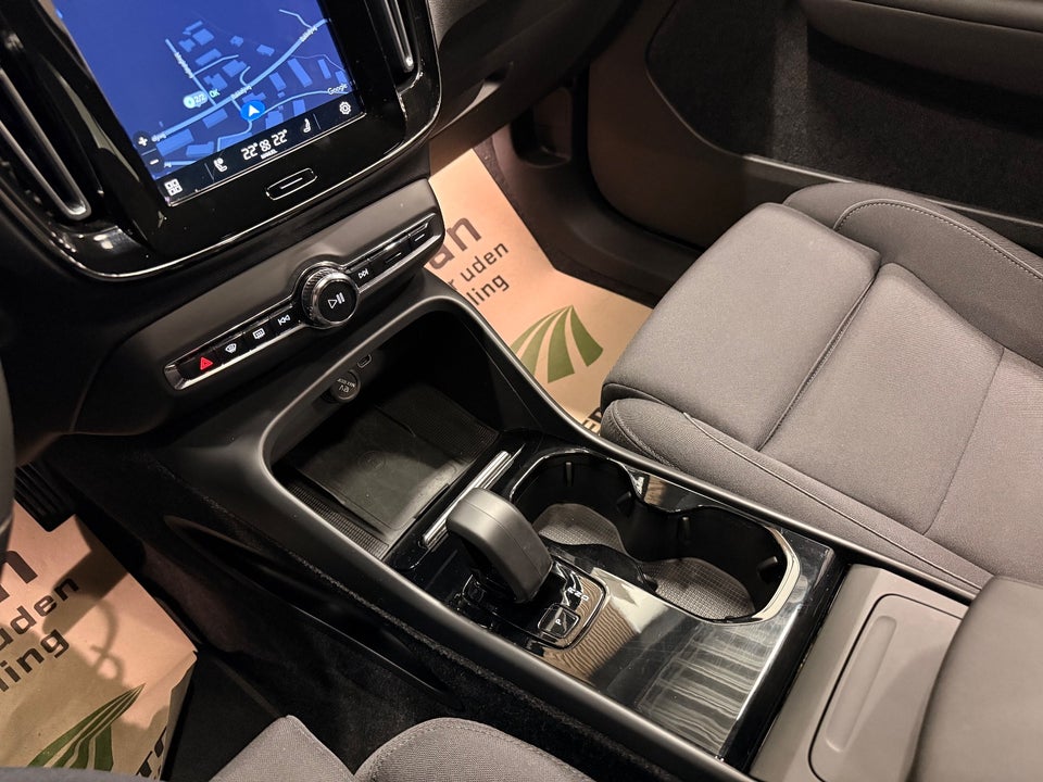 Volvo XC40 P6 ReCharge Core 5d