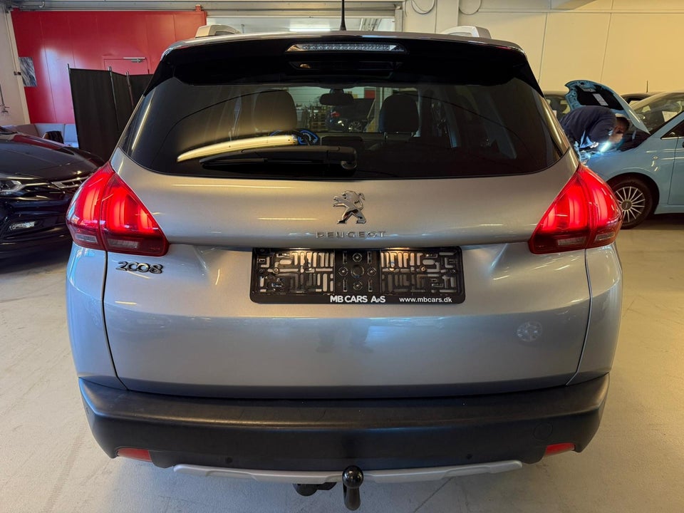Peugeot 2008 1,5 BlueHDi 100 Allure Sky 5d
