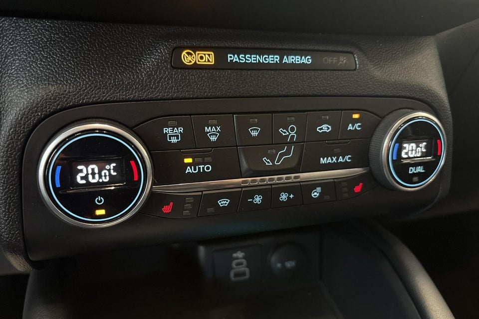 Ford Kuga 2,5 PHEV Vignale CVT 5d