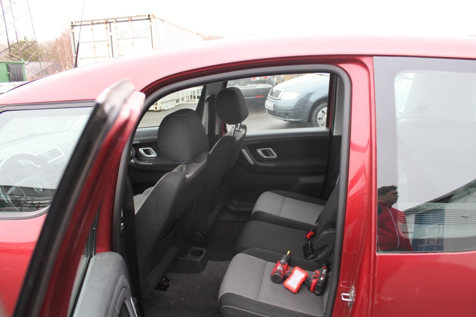 Skoda Roomster 1,6 16V Comfort 5d