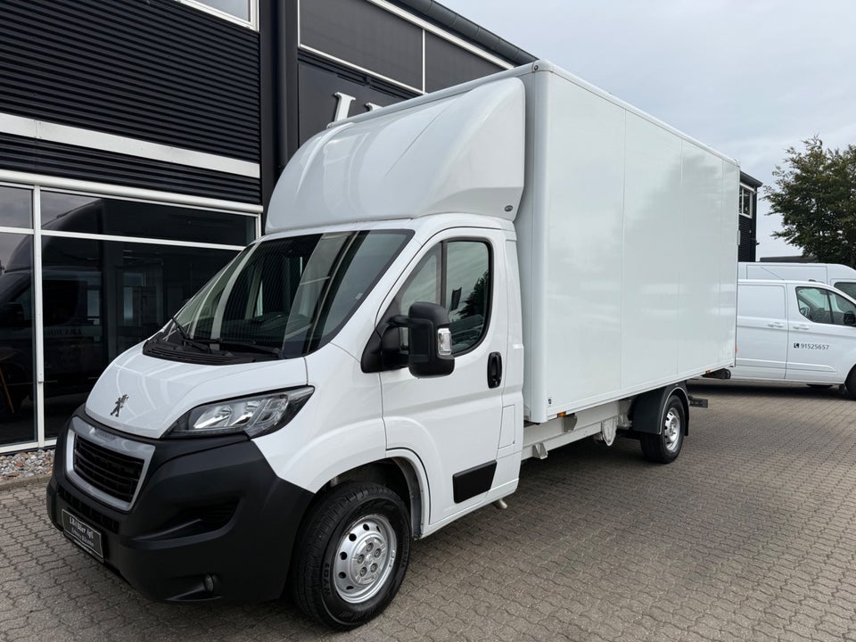 Peugeot Boxer 335 2,2 BlueHDi 140 L3 Alukasse m/lift