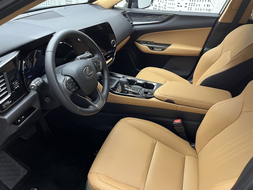 Lexus NX450h+ 2,5 Business+ aut. AWD 5d