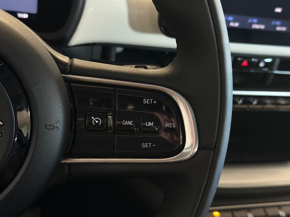 Fiat 500e 42 Icon 3d