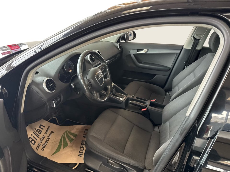 Audi A3 1,6 TDi Ambiente Sportback S-tr. 5d