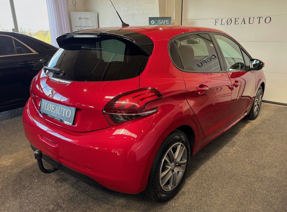 Peugeot 208 1,6 BlueHDi 100 Envy 5d