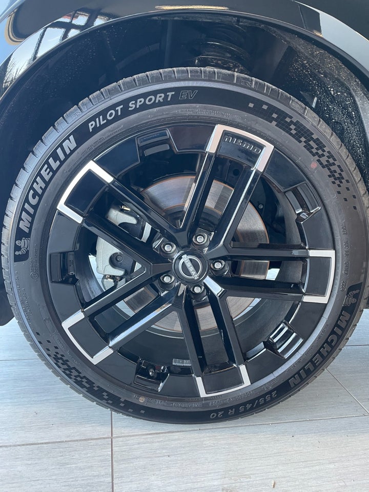 Nissan Ariya 87 Nismo e-4ORCE 5d