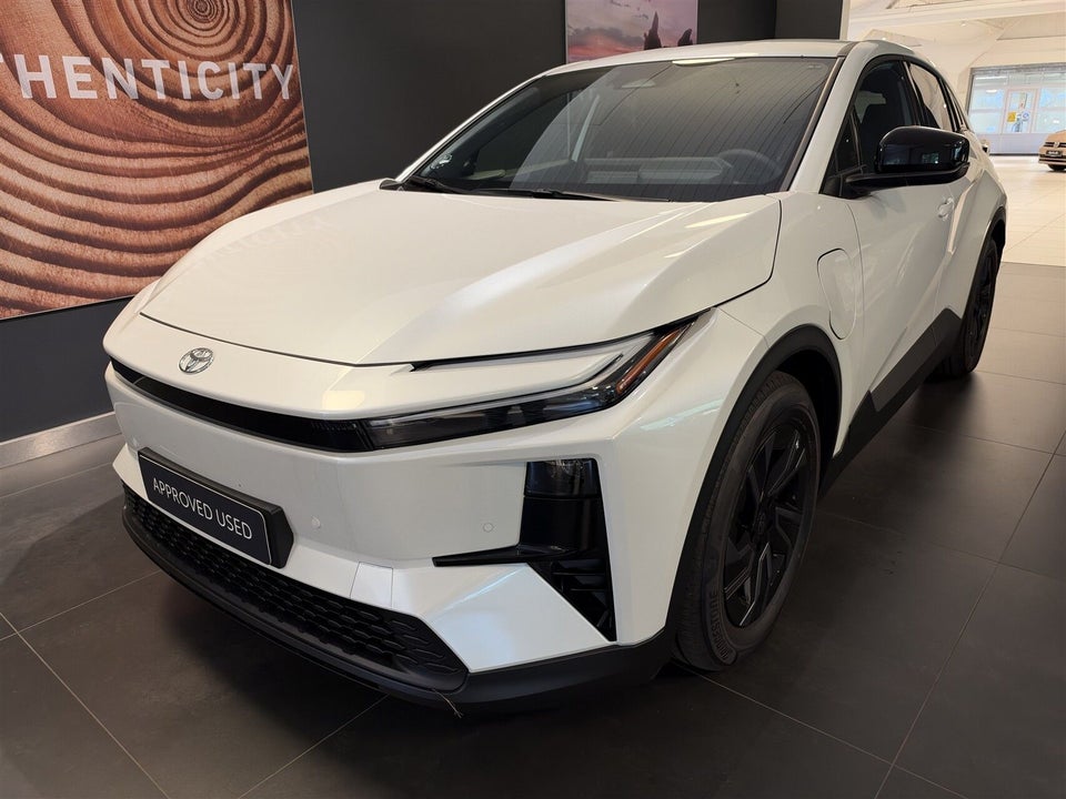 Toyota C-HR+ 77 Active AWD 5d