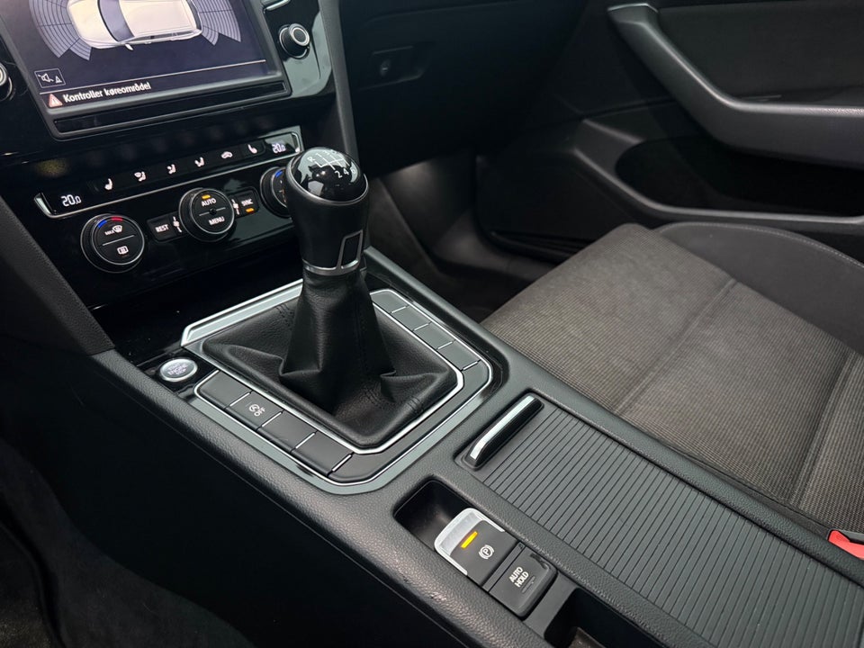 VW Passat 1,6 TDi 120 Comfortline Variant 5d